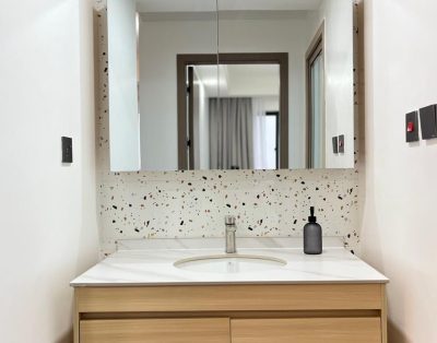 One Bedroom with an Extra Guest room in Kilimani