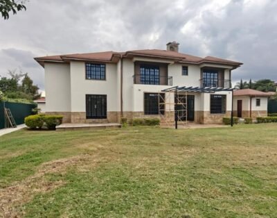 6 Bedroom Villa For Rent in Karen