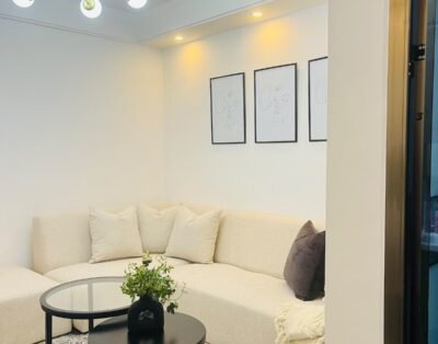 1 Bedroom Apartment For in  Riverside