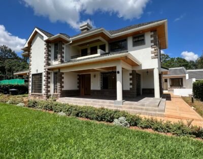 4 Bedroom plus dsq Townhouse For Rent in Karen