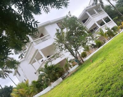 6 Bedroom Villa For Rent in Takaungu