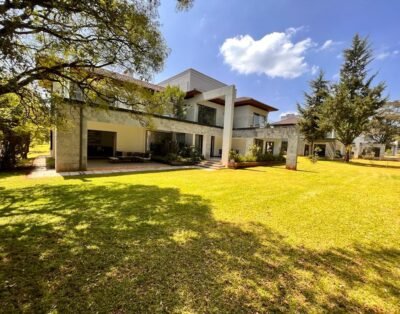 5 Bedroom Villa For Rent in Karen